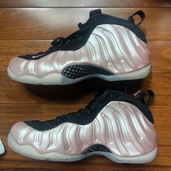 Nike Air Foamposite One main image 6